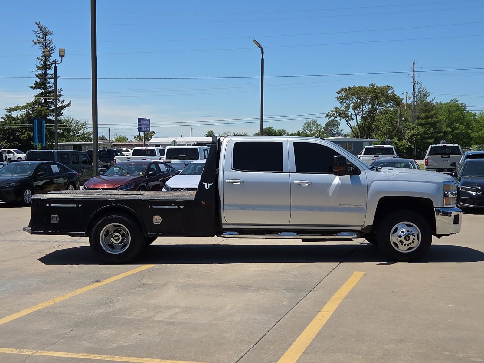Used 2016 Chevrolet Silverado 3500 LT w/ LT Convenience Package AWD/4WD image 6