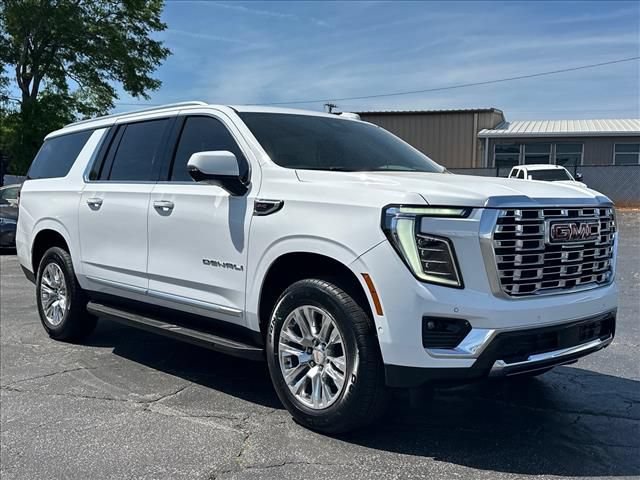 Certified 2026 GMC Yukon XL Denali w/ LPO, Floor Liner Package AWD/4WD image 2