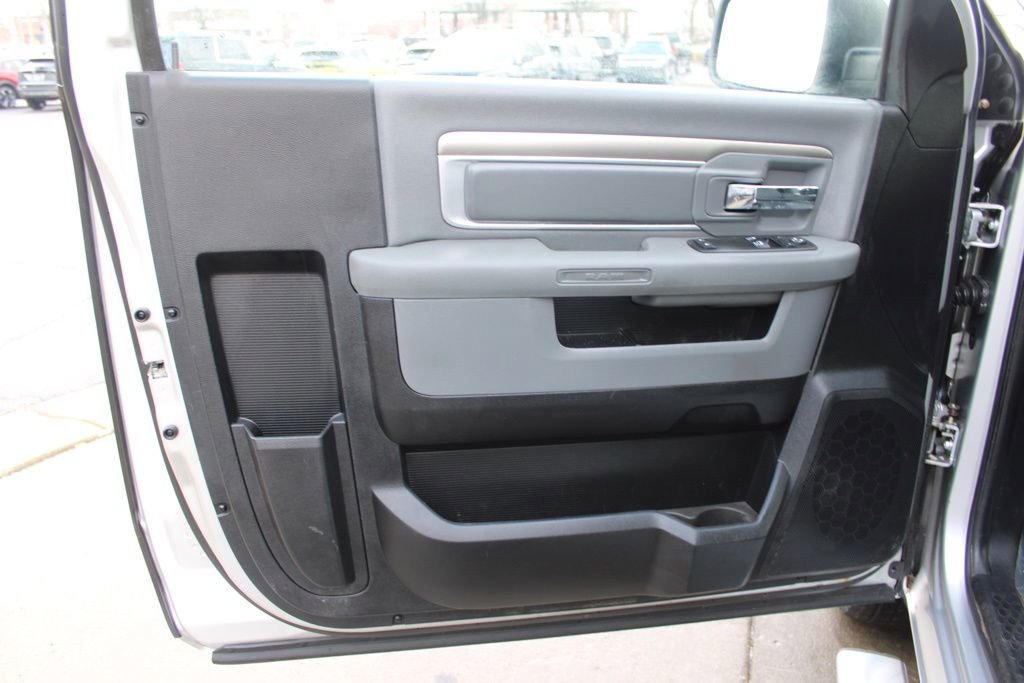 Used 2014 RAM 1500 Tradesman w/ Power & Remote Entry Group image 17