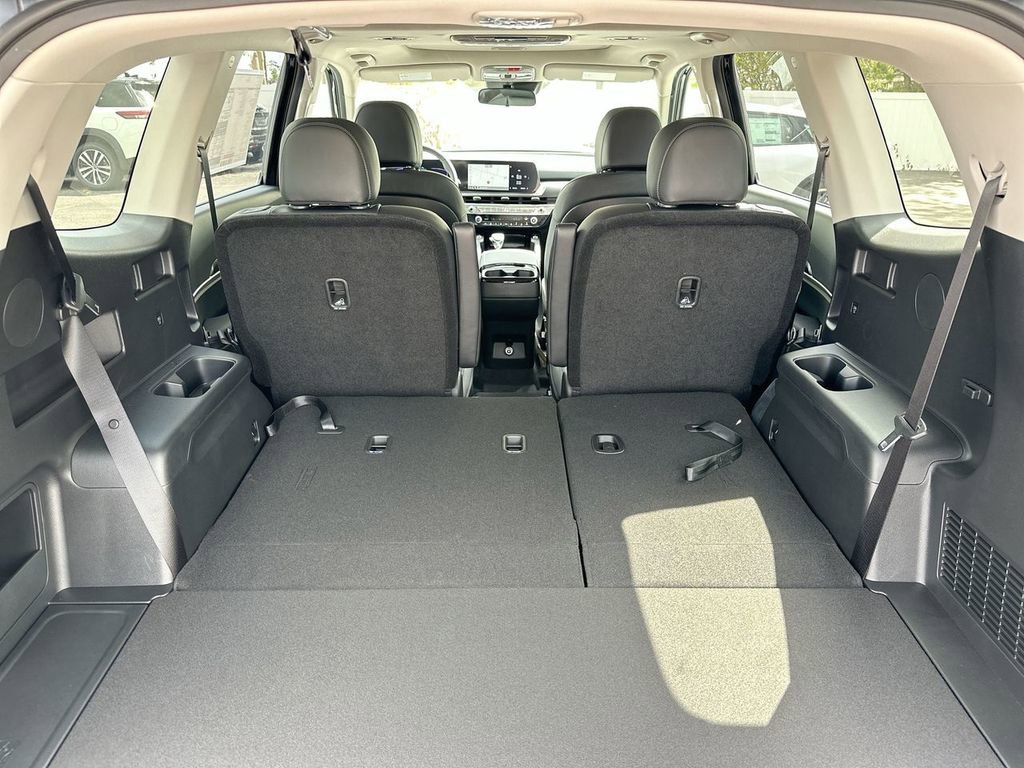 Used 2025 Kia Telluride S image 43