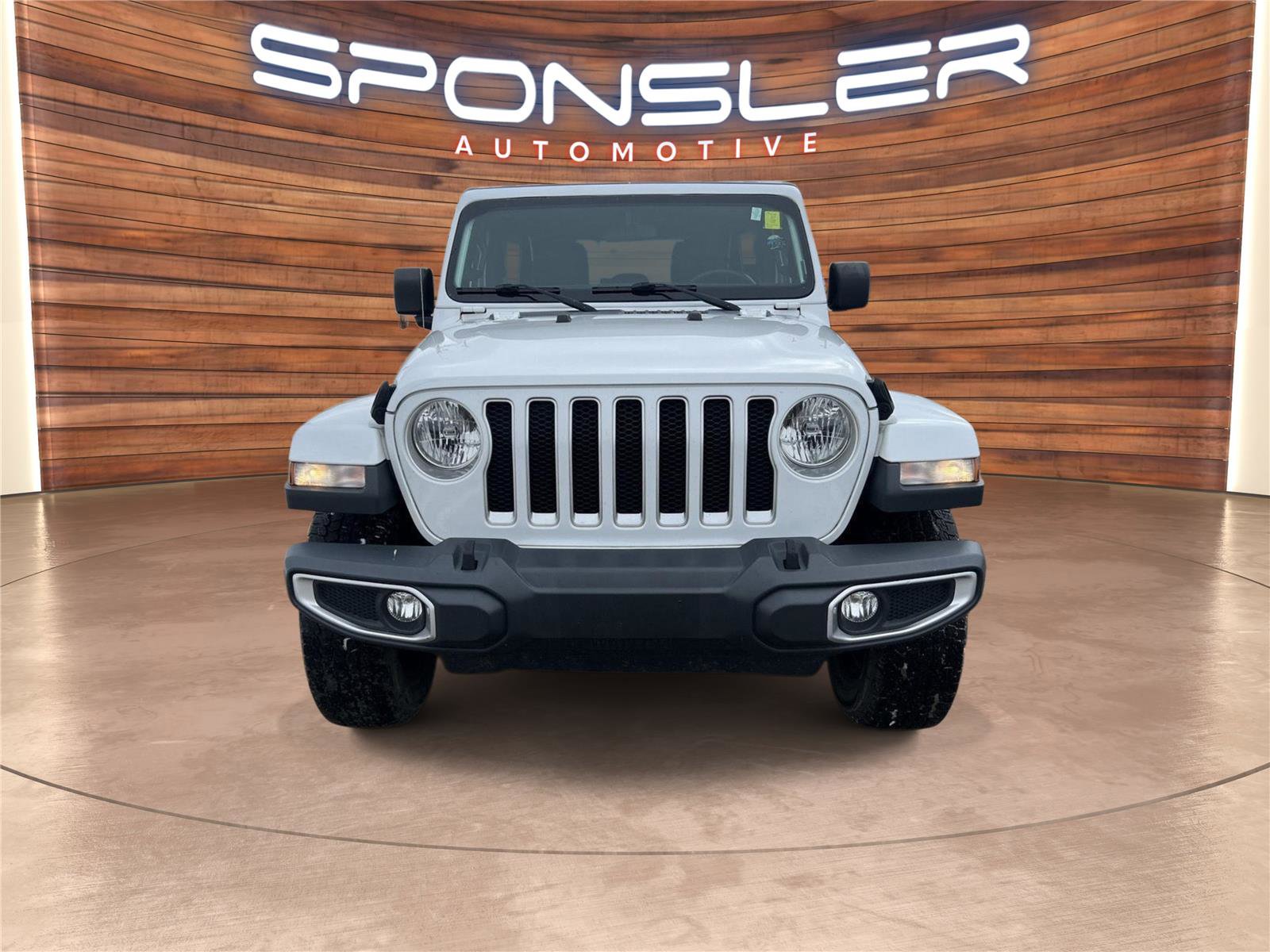 Used 2018 Jeep Wrangler Unlimited Sahara image 8