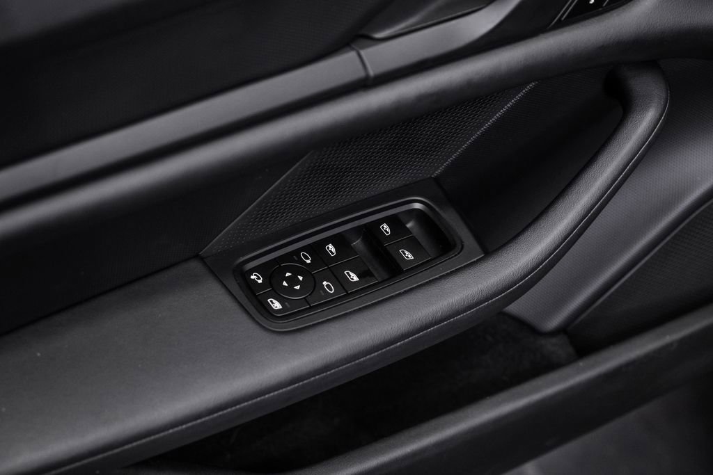 Used 2023 Porsche Taycan 4 Cross Turismo image 47