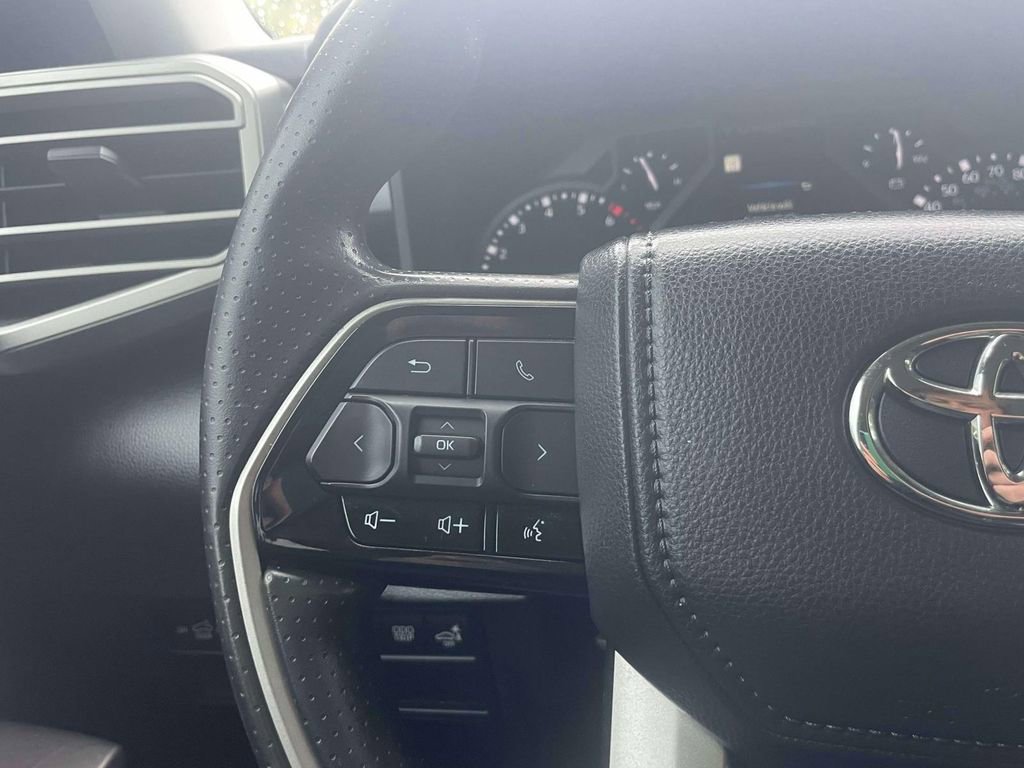 Used 2022 Toyota Tundra SR5 w/ SR5 Convenience Package image 22