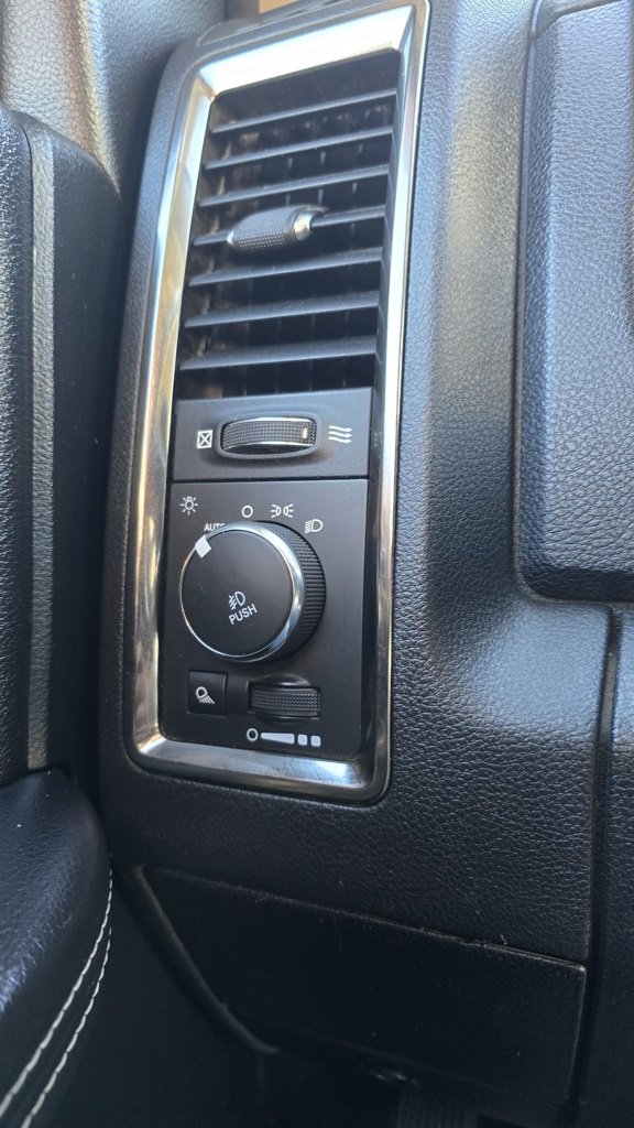 Used 2015 RAM 1500 Sport image 19