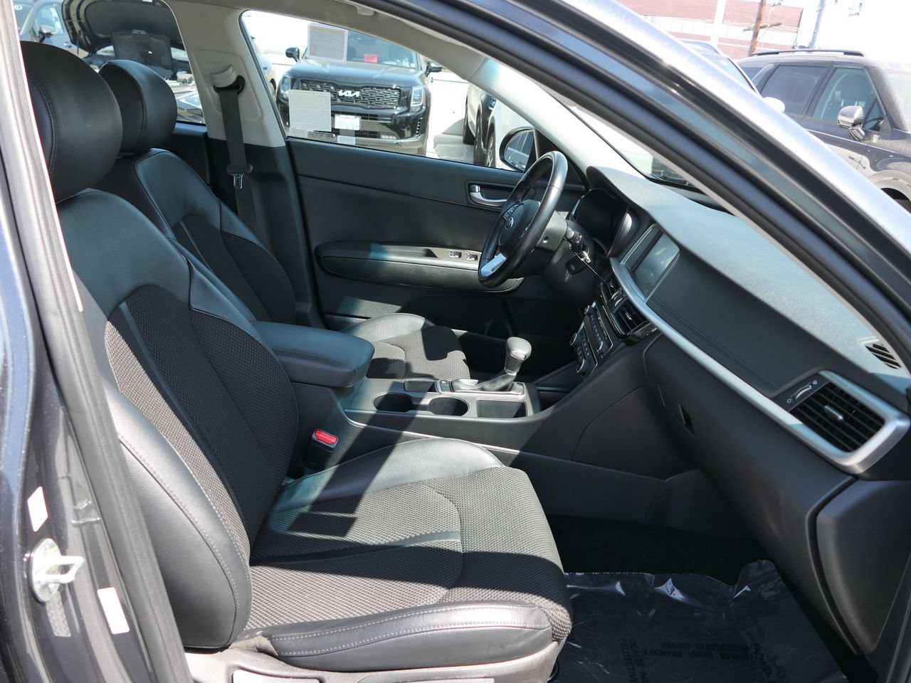 Used 2020 Kia Optima S FWD image 28