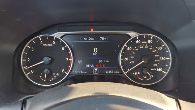 Used 2025 Nissan Altima 2.5 SV image 29