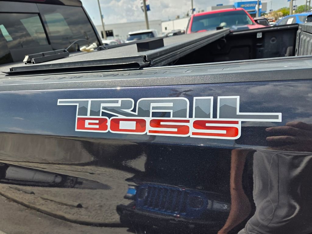 Used 2024 Chevrolet Silverado 1500 LT Trail Boss w/ Convenience Package II image 12