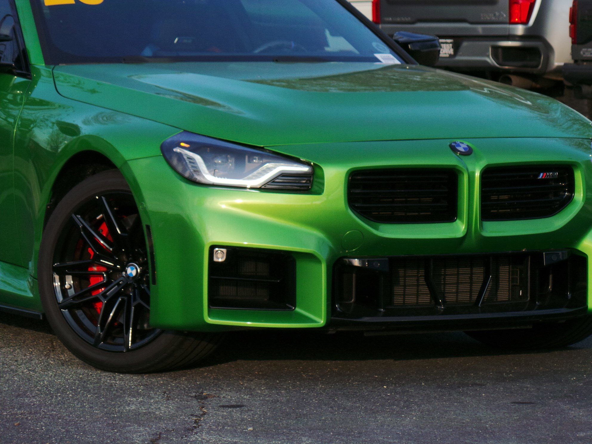 Used 2025 BMW M2 w/ Lighting Package image 23