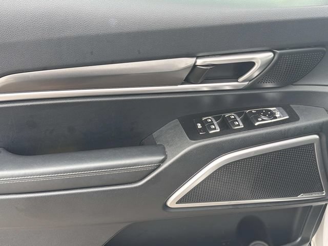 Used 2025 Kia Telluride S AWD/4WD image 16