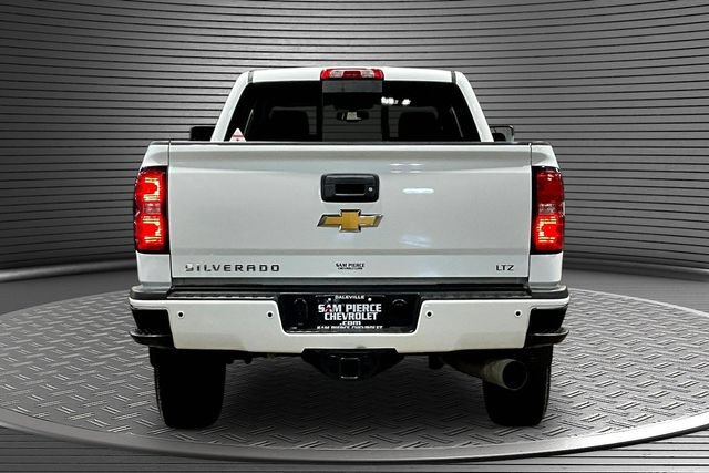 Used 2018 Chevrolet Silverado 2500 LTZ w/ Custom Sport Edition AWD/4WD image 5