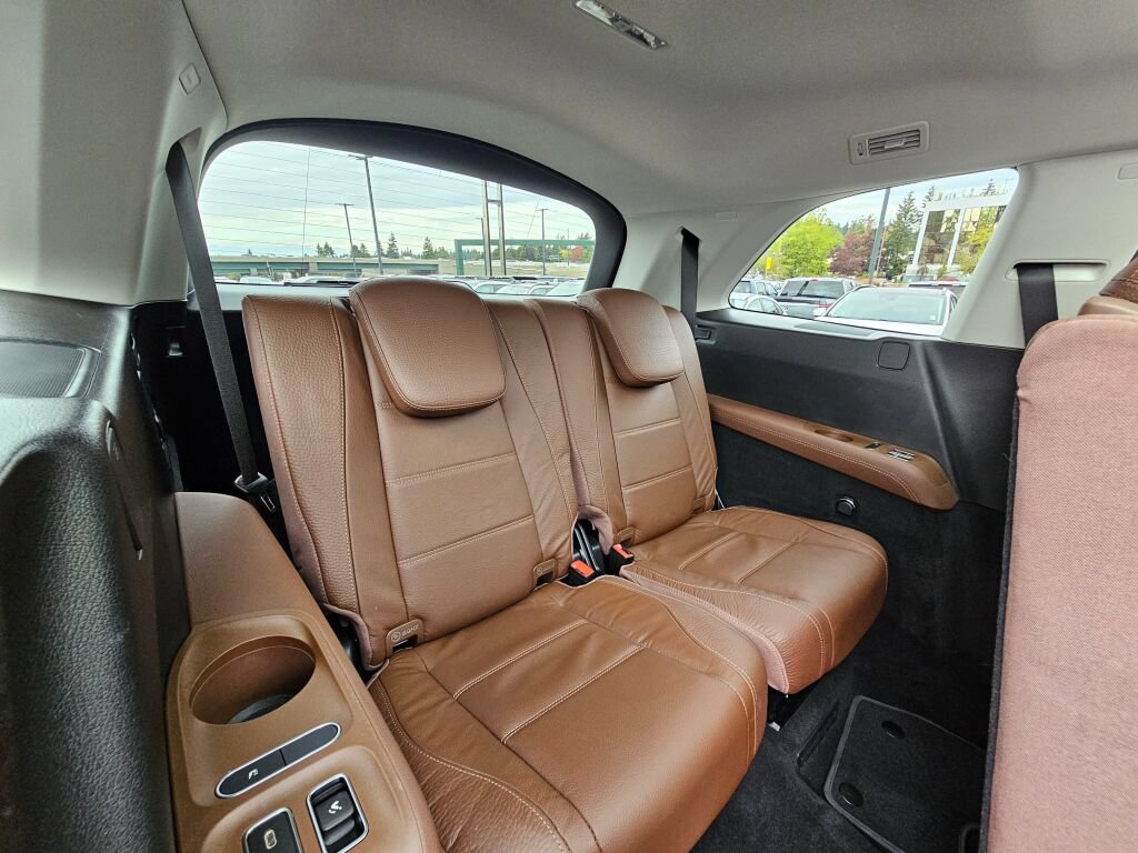 Used 2024 Mercedes-Benz GLS 580 4MATIC image 31