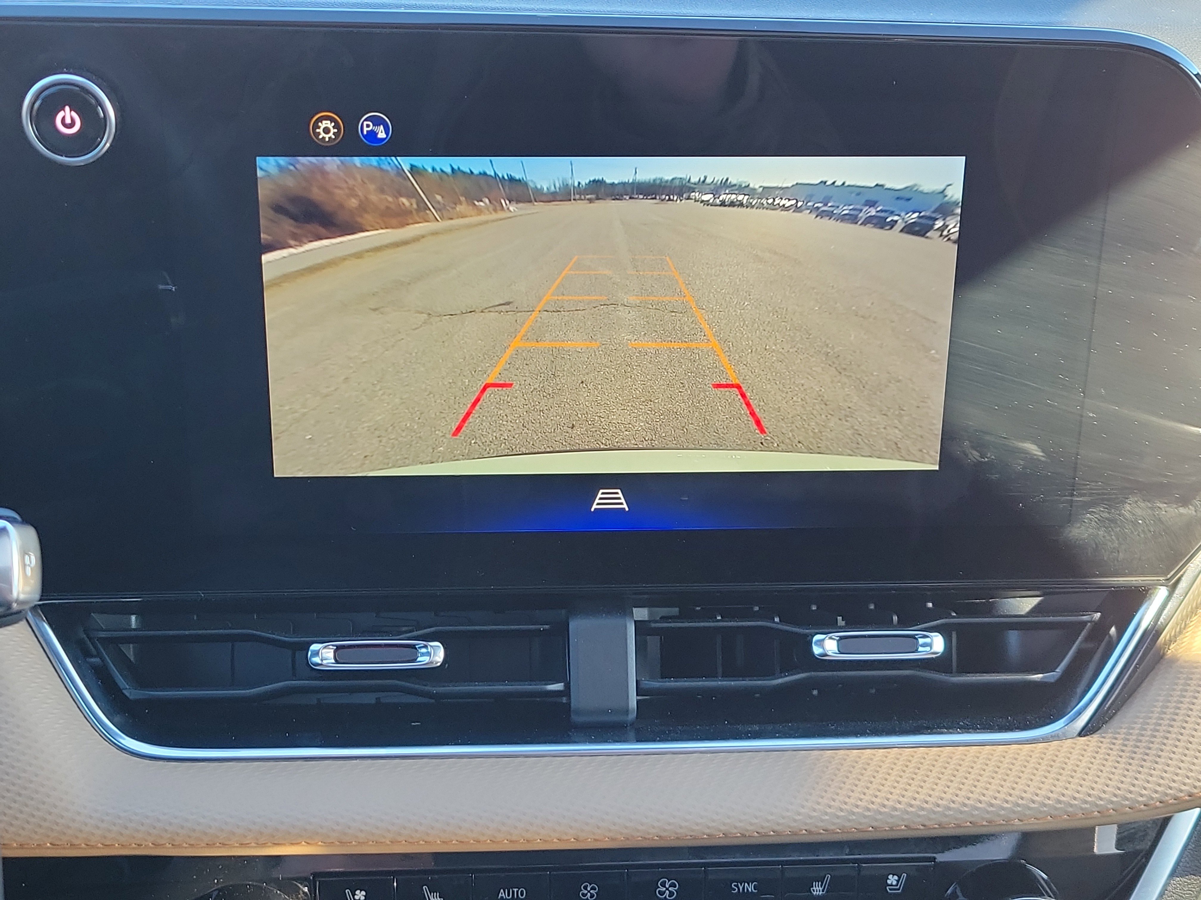 Certified 2026 Chevrolet Equinox ACTIV w/ Convenience Package III image 26