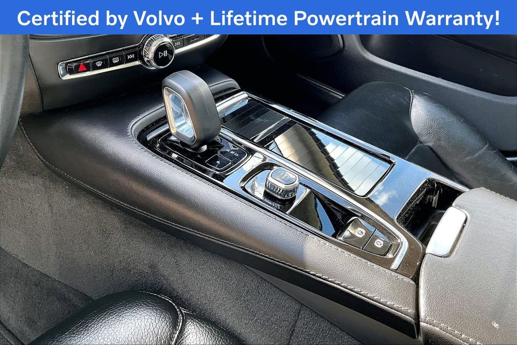Used 2023 Volvo S60 T8 Plus image 19