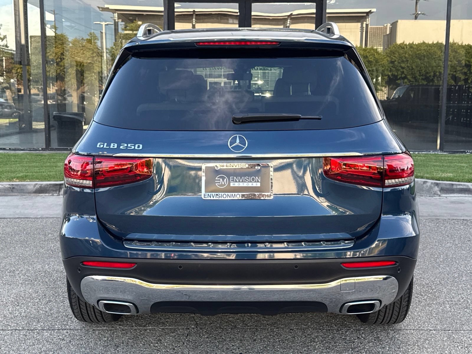 Used 2022 Mercedes-Benz GLB 250 image 13