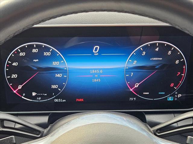 Used 2025 Mercedes-Benz GLC 300 image 11