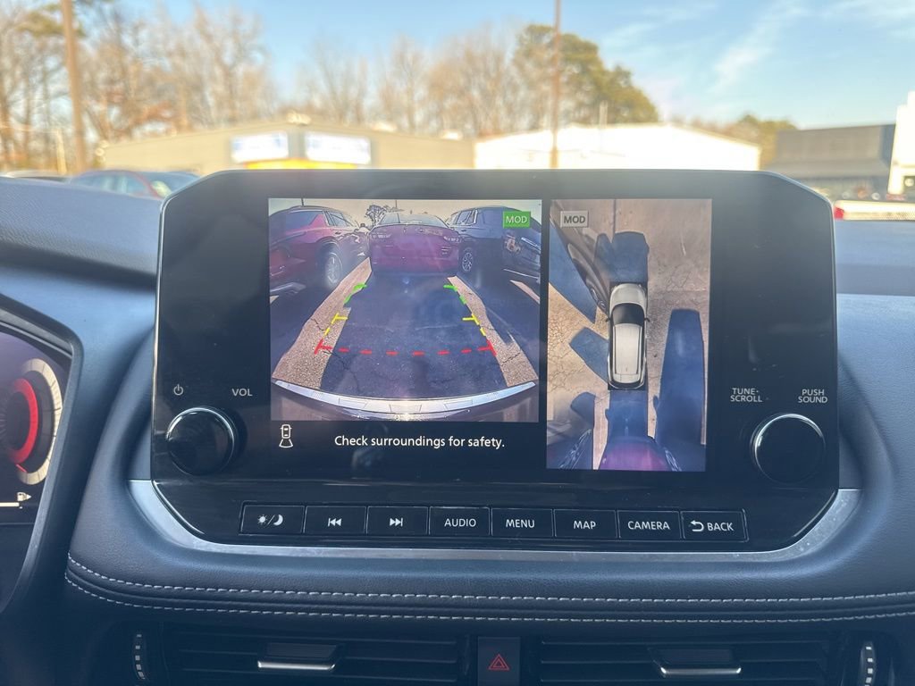 Used 2021 Nissan Rogue Platinum image 46