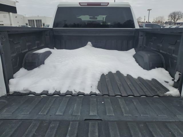 Used 2021 GMC Sierra 1500 AT4 w/ Off-Road Performance Package image 30