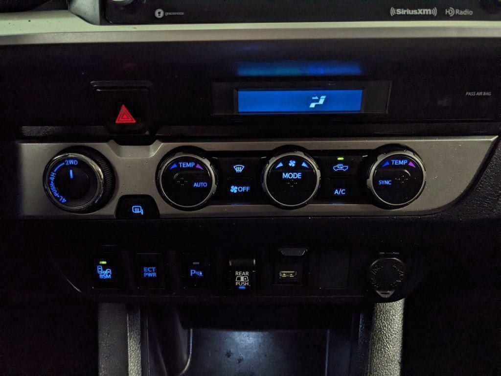 Used 2021 Toyota Tacoma SR5 w/ Trail Edition AWD/4WD image 31