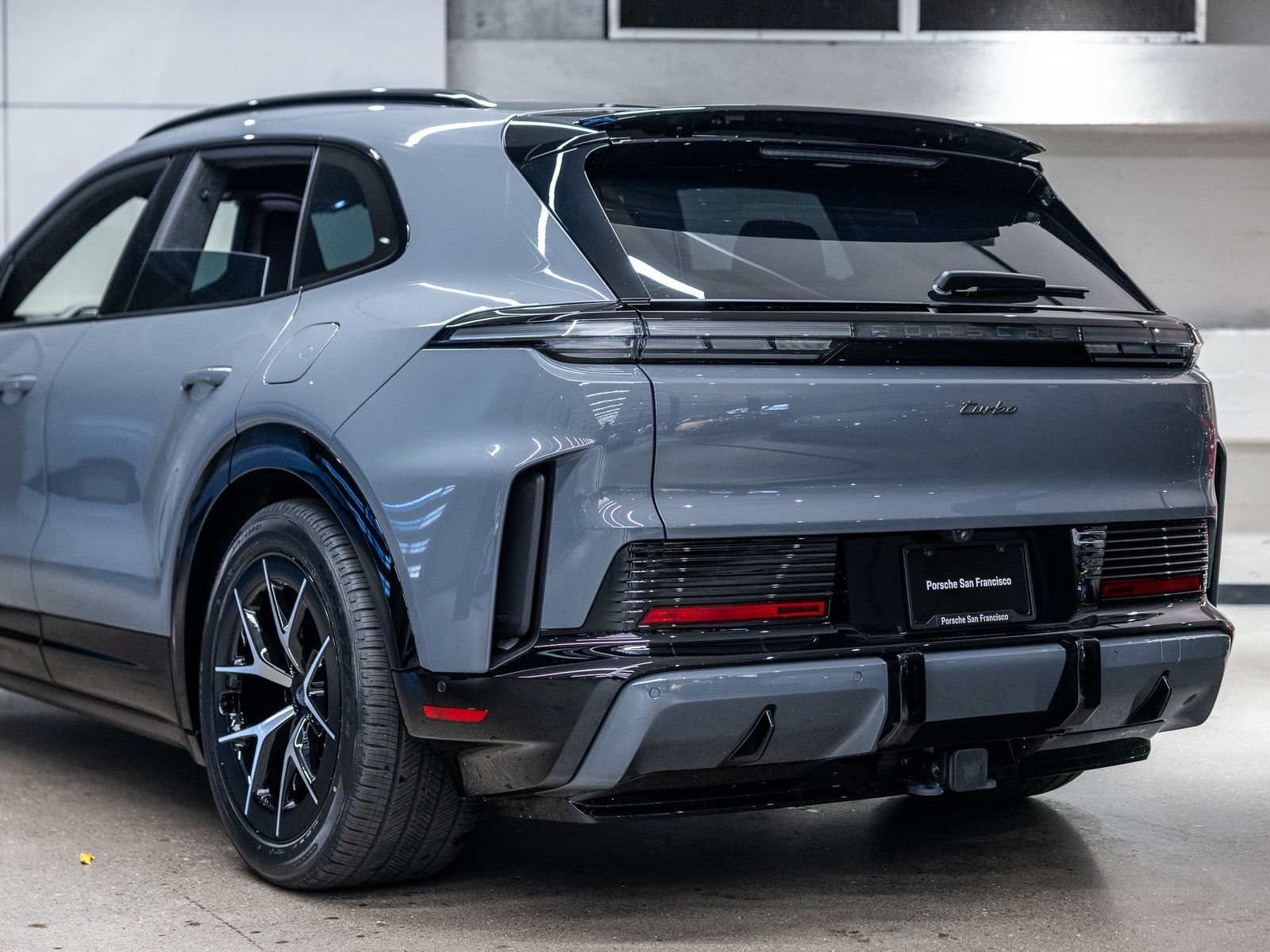 New 2026 Porsche Cayenne Turbo AWD/4WD image 27