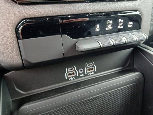 New 2026 RAM 1500 Big Horn w/ Night Edition image 26