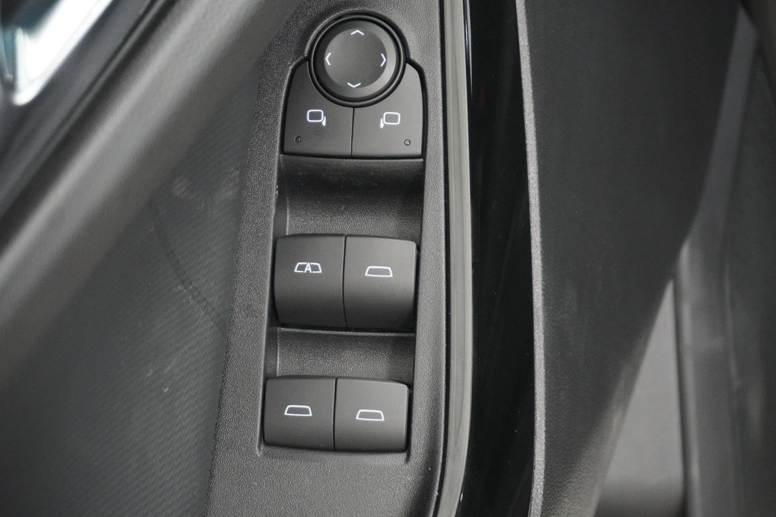 New 2026 Chevrolet Equinox LT image 13