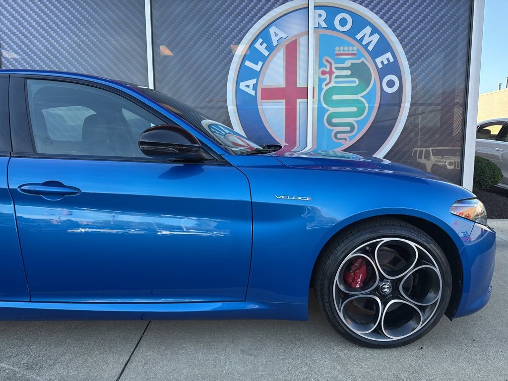 Used 2022 Alfa Romeo Giulia Veloce image 5