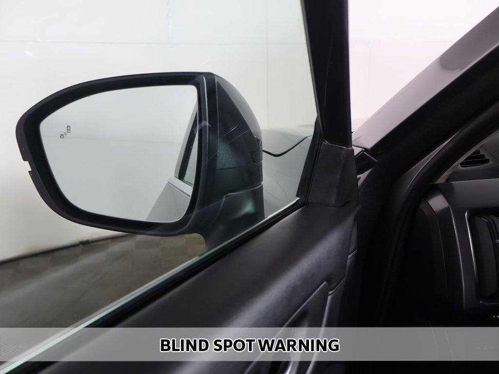 Used 2024 Nissan Pathfinder SL w/ SL Premium Package image 6