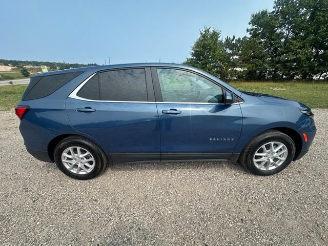 Used 2024 Chevrolet Equinox LT FWD image 9