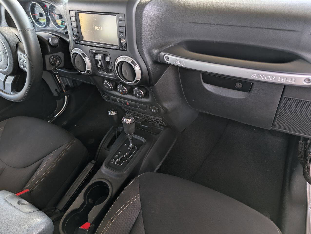 Used 2014 Jeep Wrangler Unlimited Sahara w/ Connectivity Group image 20