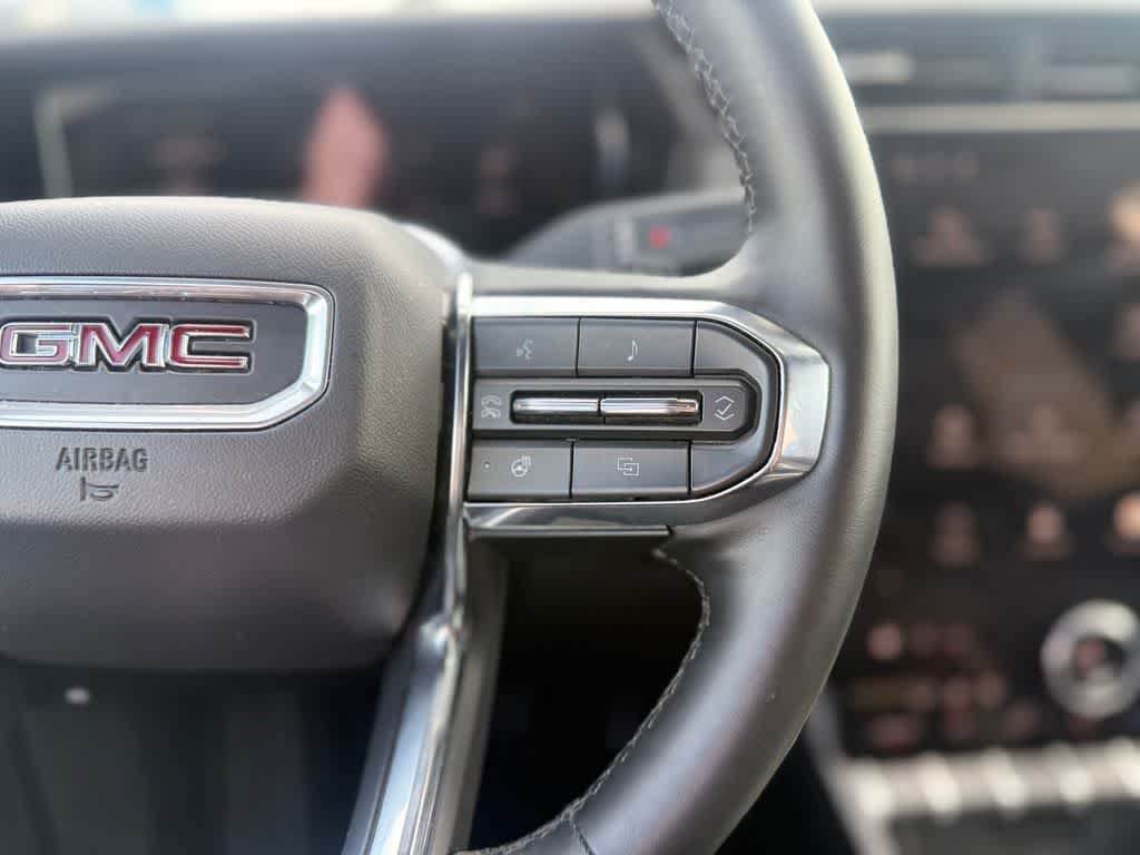Used 2025 GMC Terrain Elevation AWD/4WD image 10