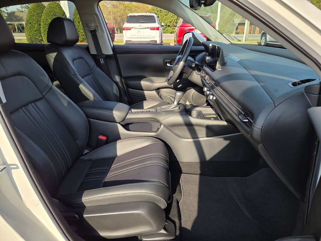 Used 2023 Honda HR-V EX-L image 15