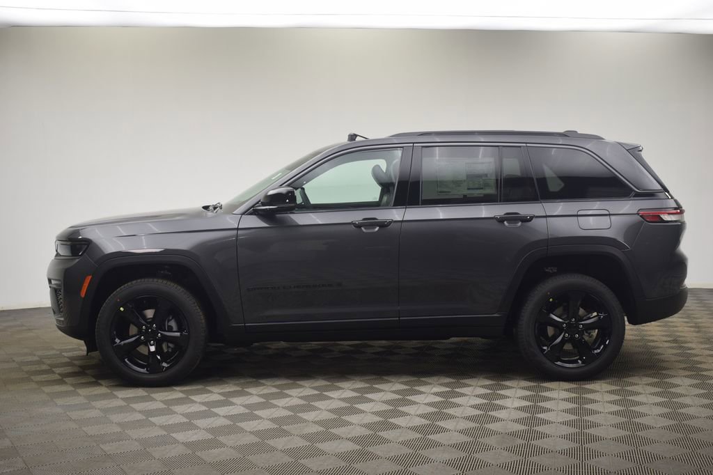 New 2026 Jeep Grand Cherokee Limited image 13