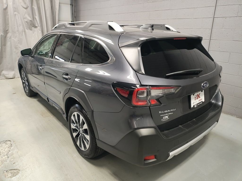 Used 2025 Subaru Outback Touring image 21