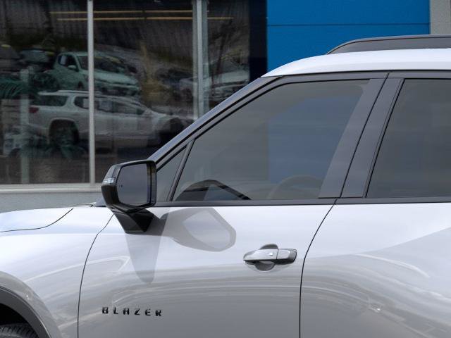 New 2026 Chevrolet Blazer LT w/ Midnight/Sport Edition AWD/4WD image 12