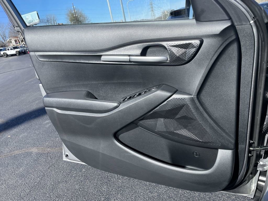 Certified 2026 Kia Seltos LX image 19