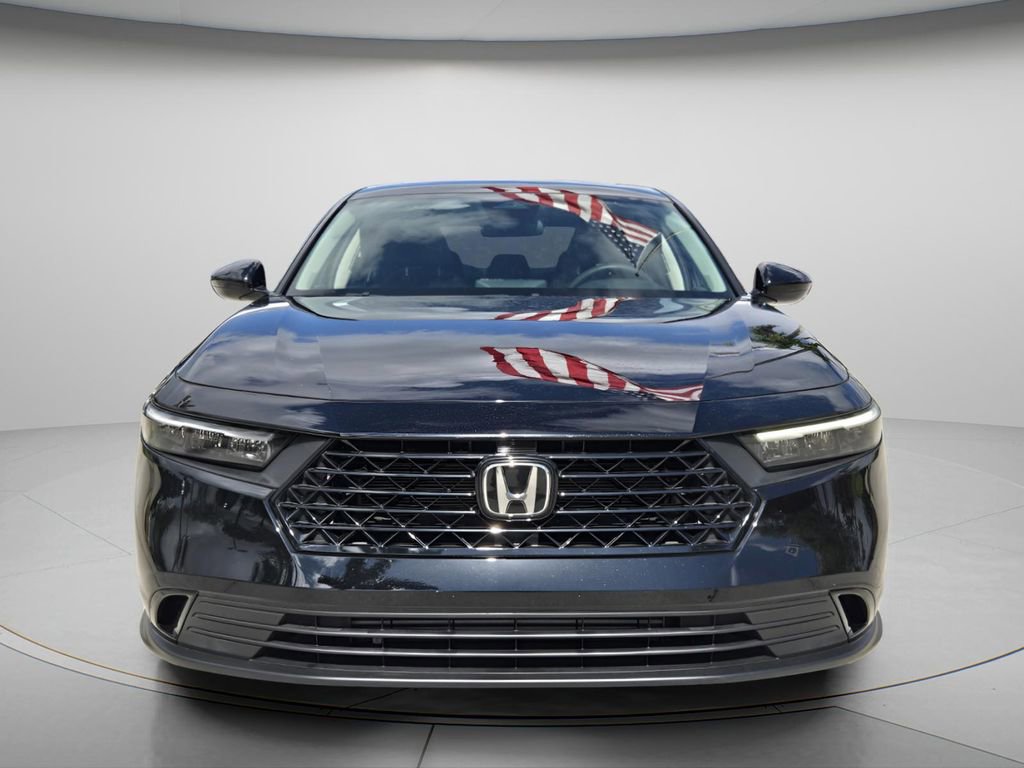 Certified 2025 Honda Accord SE image 5