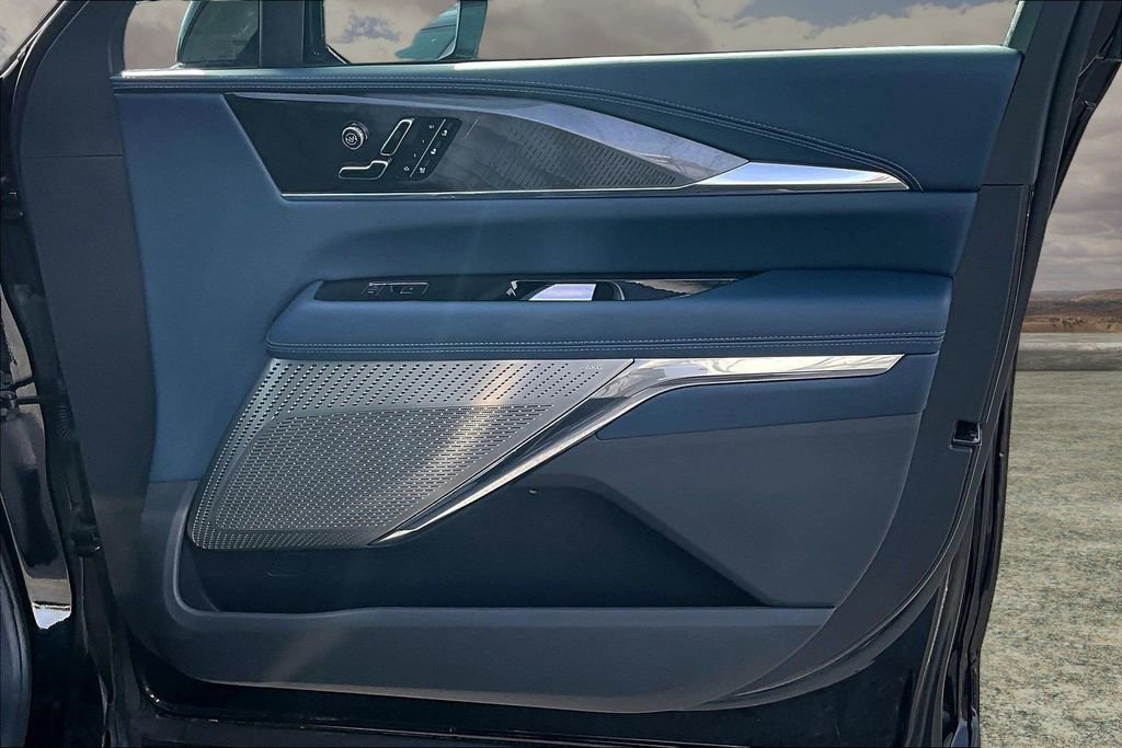 Certified 2025 Cadillac Escalade IQ Sport 2 image 29