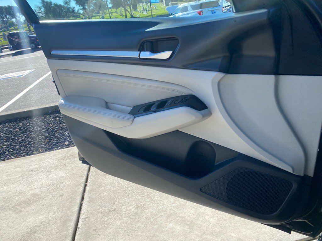 Used 2023 Nissan Altima 2.5 SV w/ SV Premium Package image 44