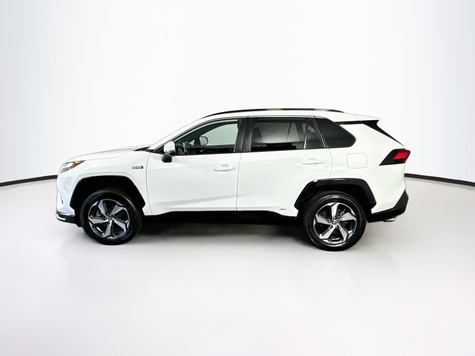 Certified 2023 Toyota RAV4 SE w/ Weather & Moonroof Package AWD/4WD image 4