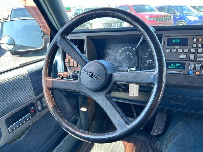Used 1990 GMC Sierra 1500 2WD Extended Cab image 10