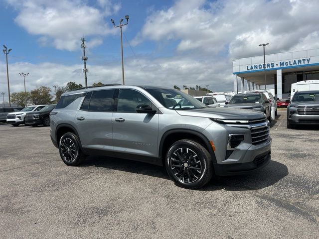 New 2026 Chevrolet Traverse LT FWD image 1
