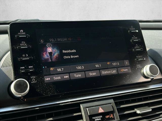 Used 2018 Honda Accord Sport image 11