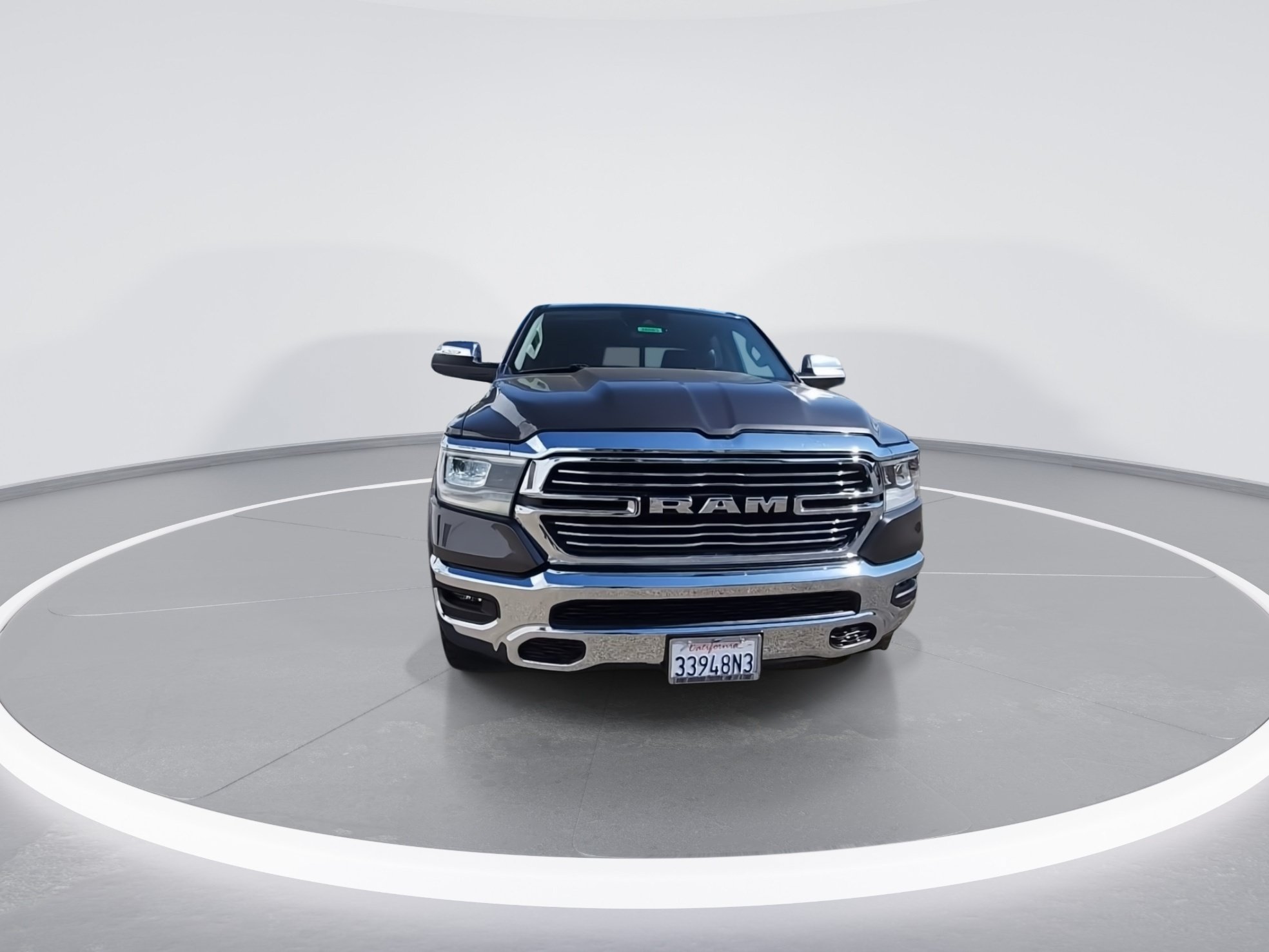 Used 2022 RAM 1500 Laramie AWD/4WD image 3