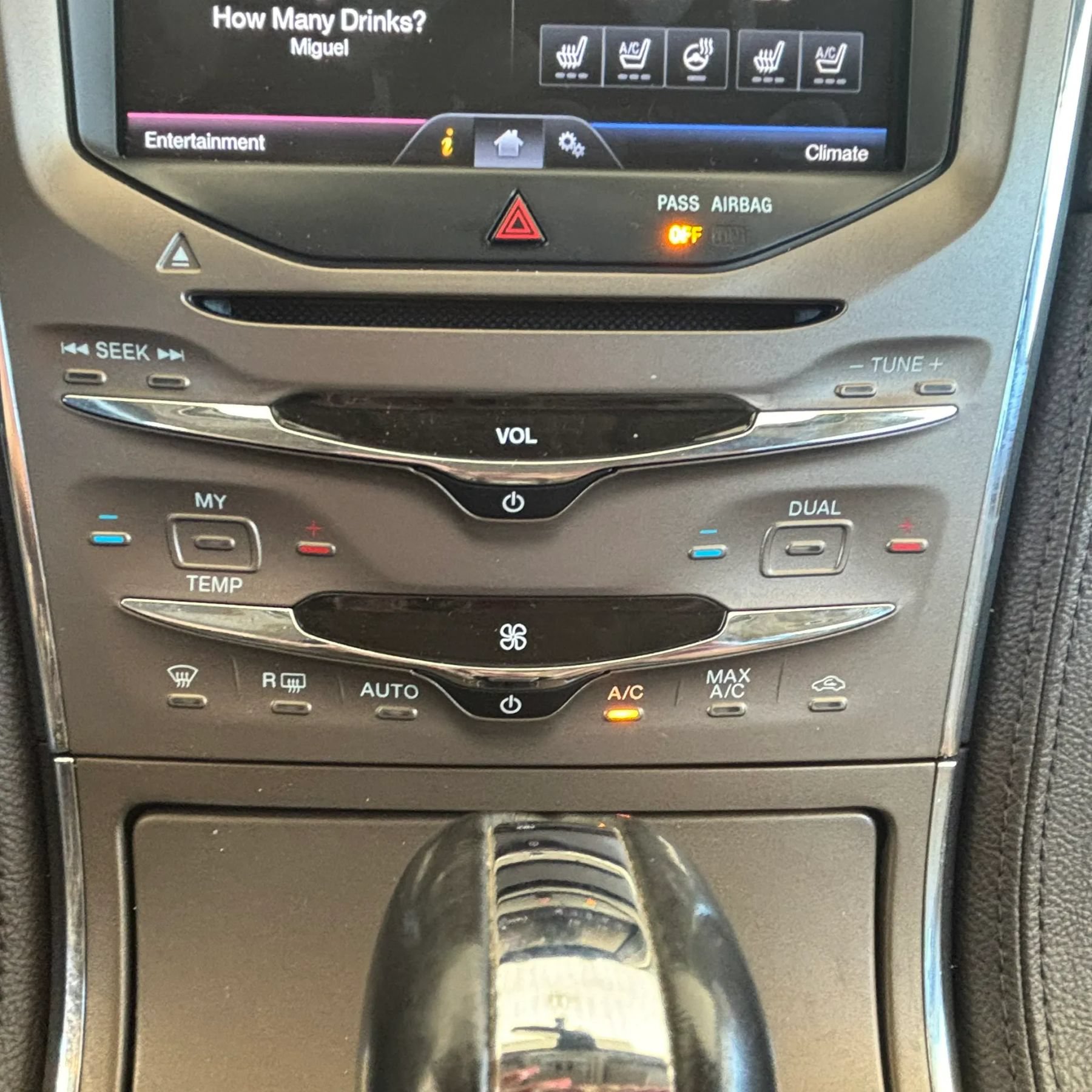 Used 2013 Lincoln MKX AWD image 13