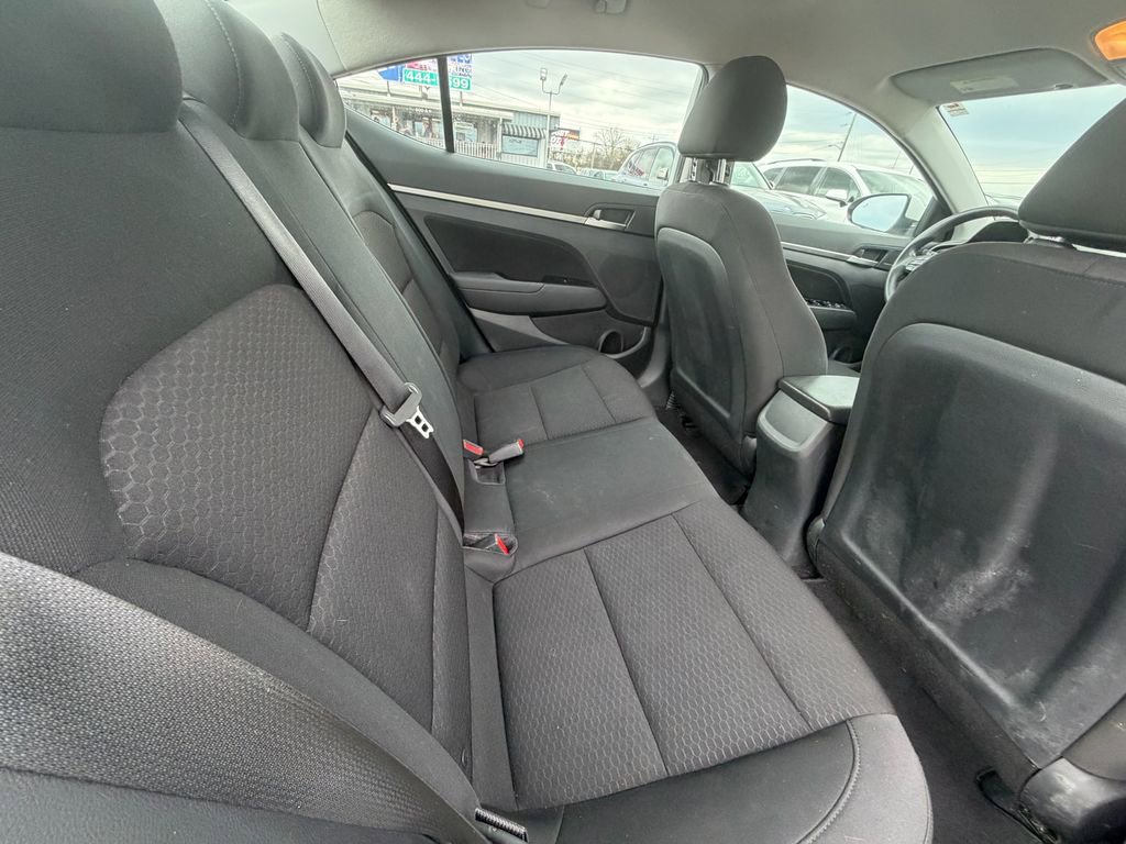 Used 2020 Hyundai Elantra SEL w/ Cargo Package (C1) image 18