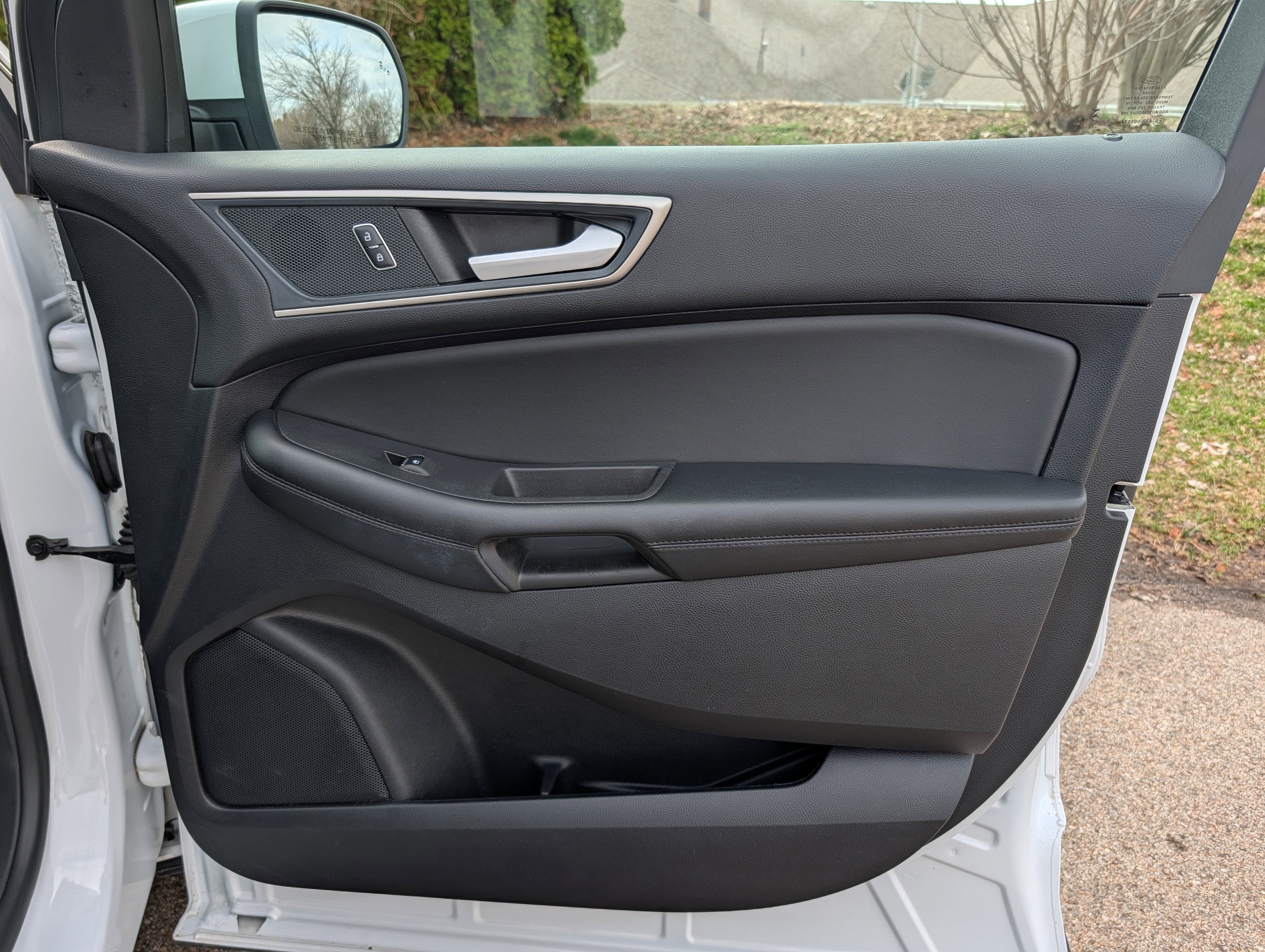 Used 2024 Ford Edge SEL image 33