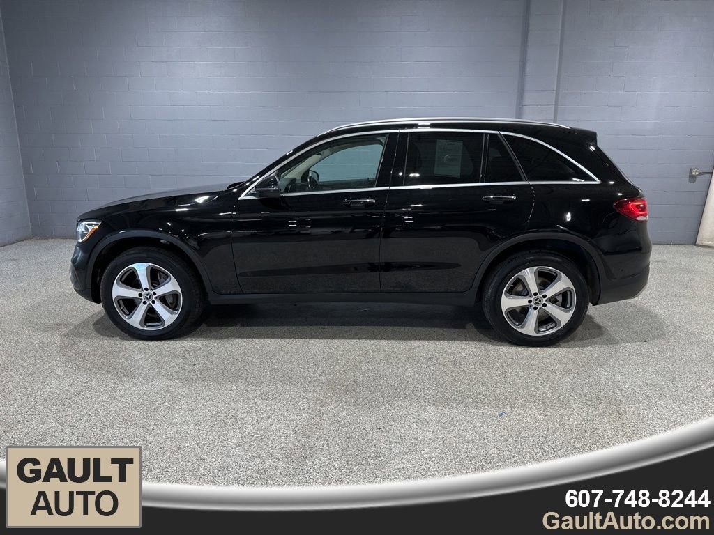 Used 2022 Mercedes-Benz GLC 300 4MATIC image 5