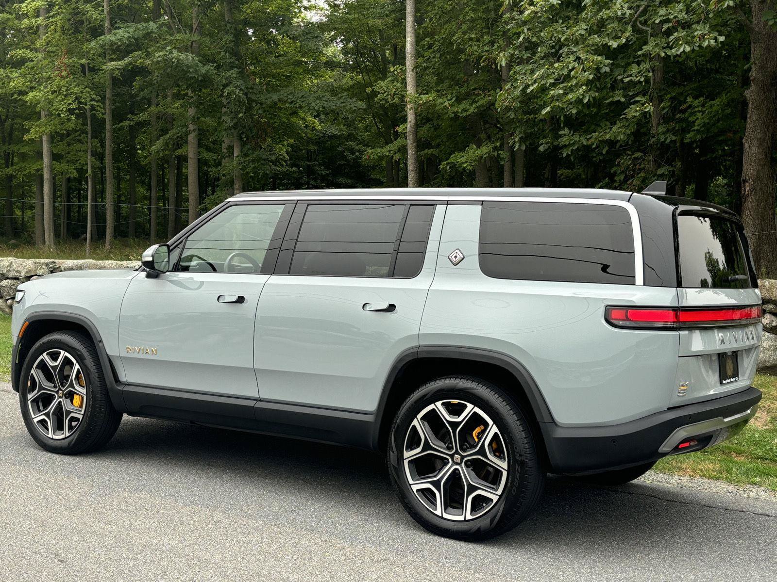 Used 2022 Rivian R1S Launch Edition AWD/4WD image 14