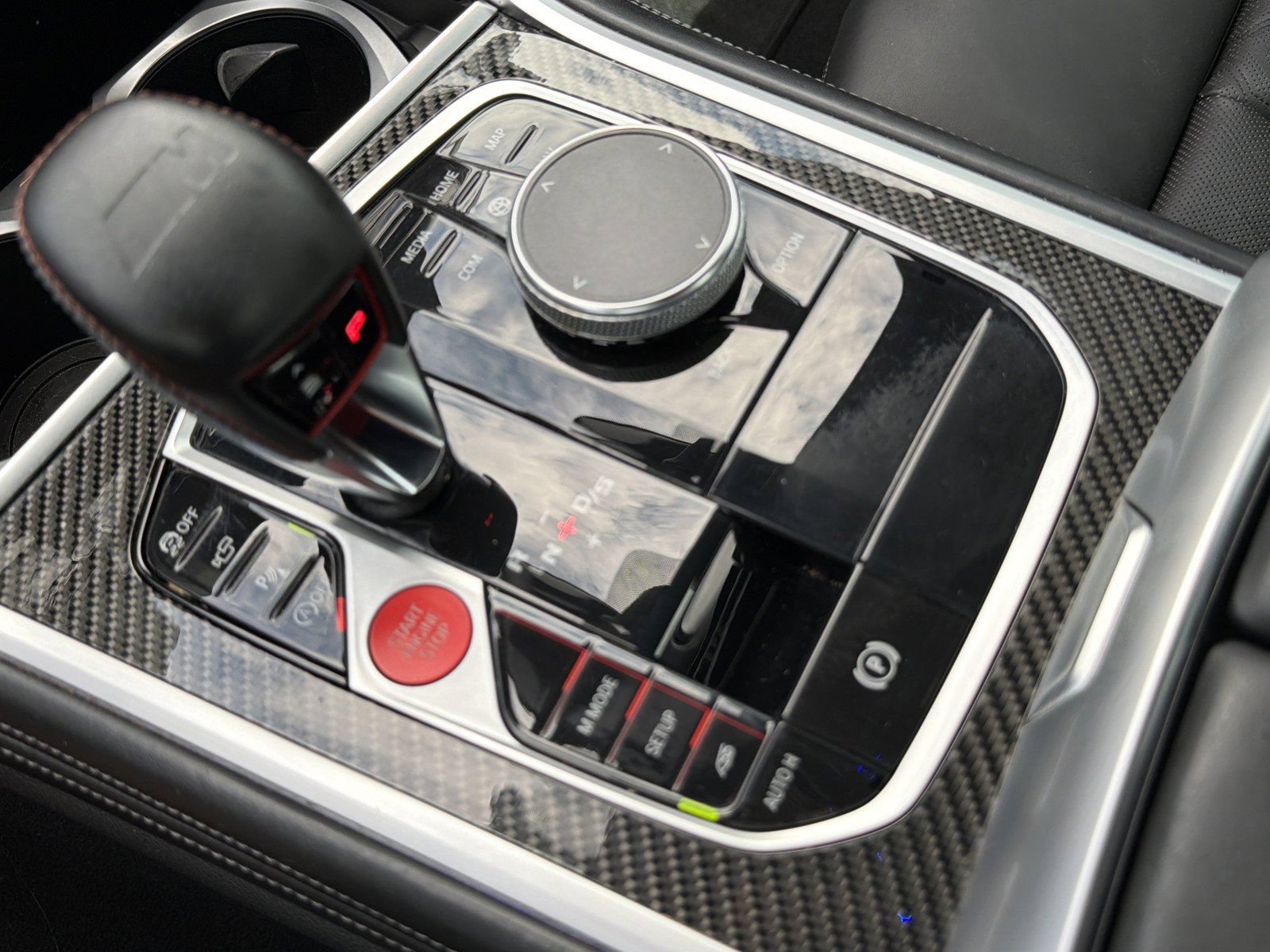Certified 2024 BMW M8 Competition w/ M Carbon Exterior Package AWD/4WD image 32
