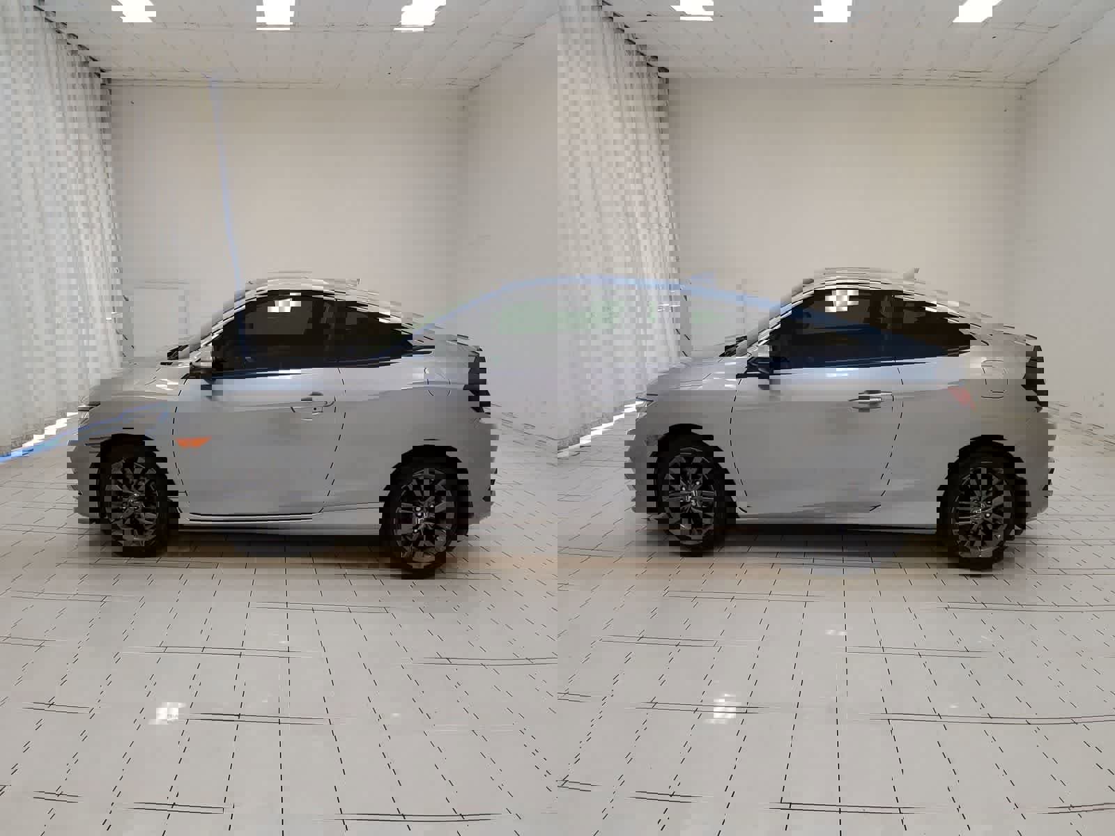 Used 2019 Honda Civic EX image 26